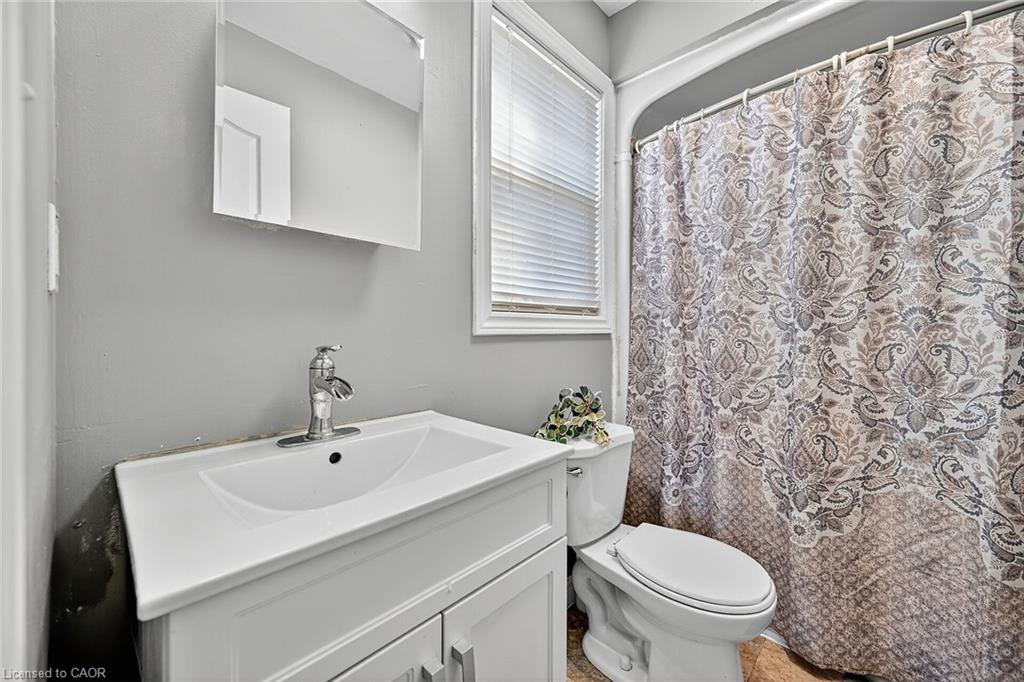 8 Talbot Road Property Photo 27