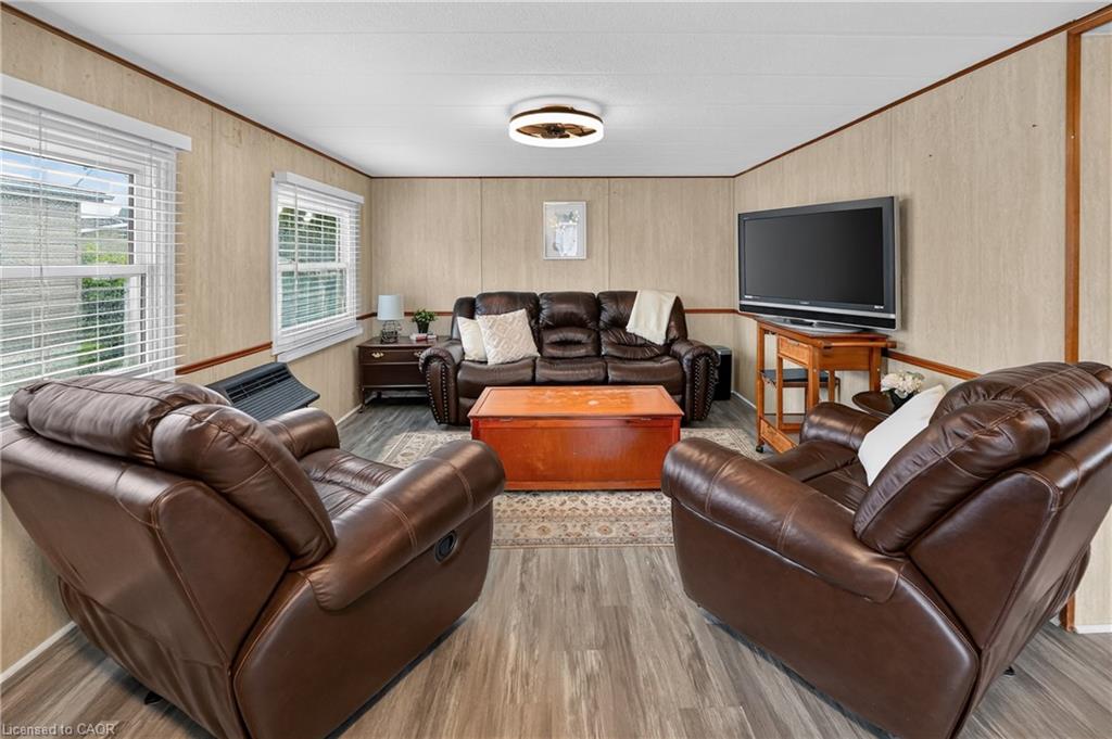 267-3033 Townline Road Property Photo 5