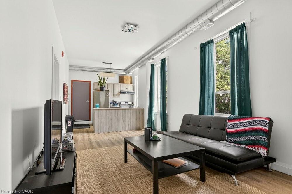204-433 Barton Street E Property Photo 19