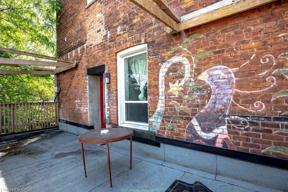 204-433 Barton Street E Property Photo 22