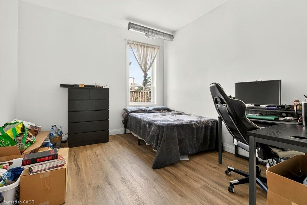 204-433 Barton Street E Property Photo 29