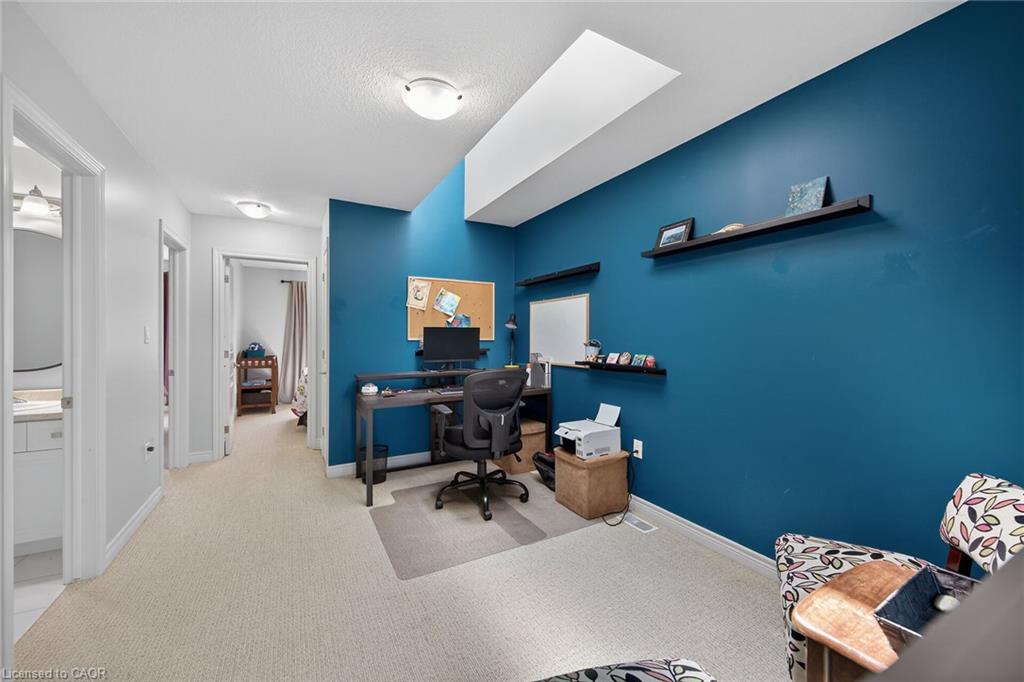 149 Kinsman Drive Property Photo 8