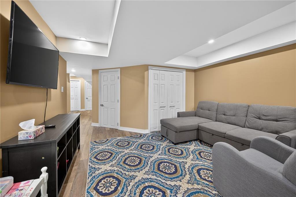149 Kinsman Drive Property Photo 16