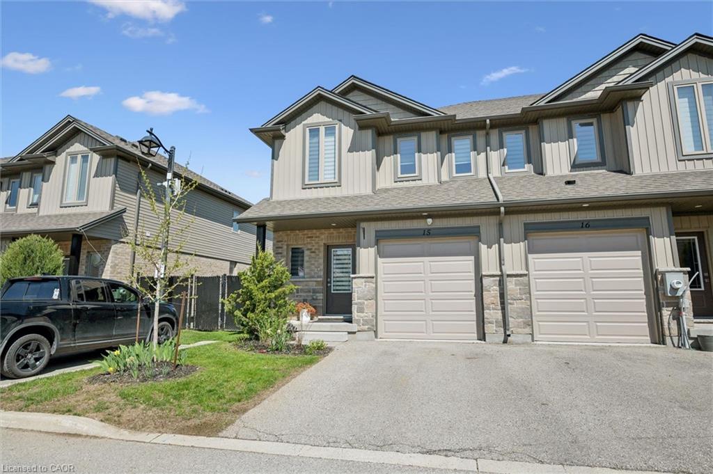 15-1023 Devonshire Avenue Property Photo 4