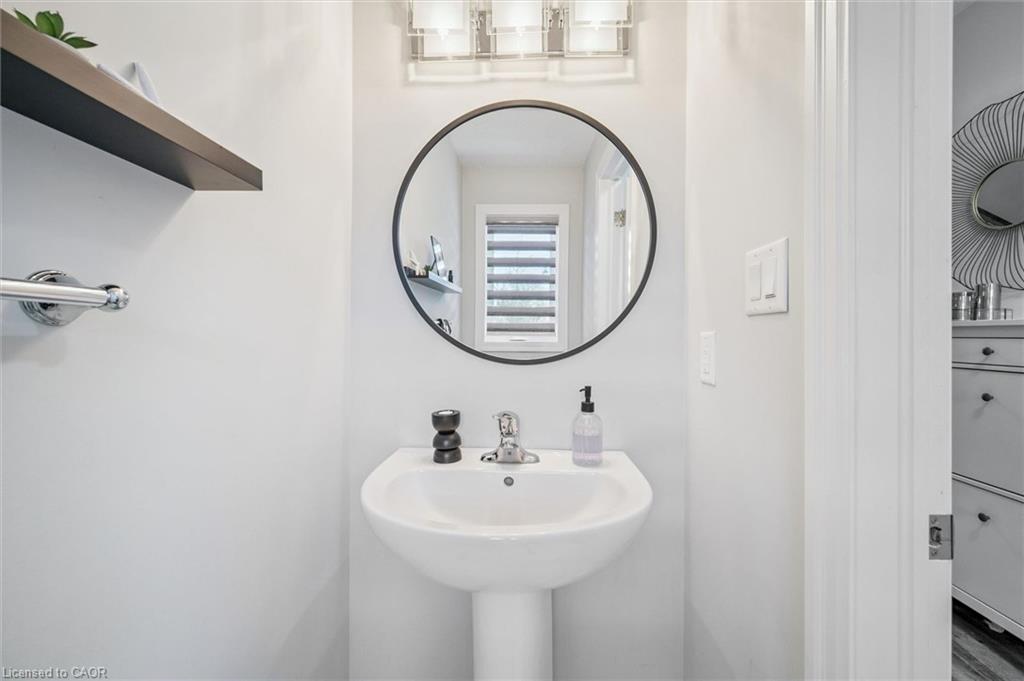 15-1023 Devonshire Avenue Property Photo 17