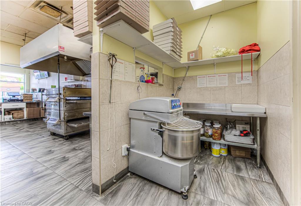 B2-580 Hespeler Road Property Photo 13