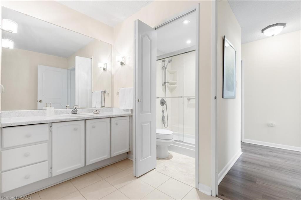 102-2175 Marine Drive Property Photo 18