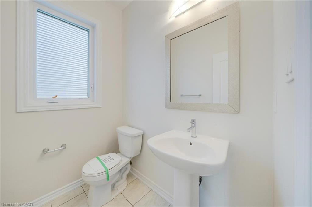 52 Explorer Way Property Photo 4
