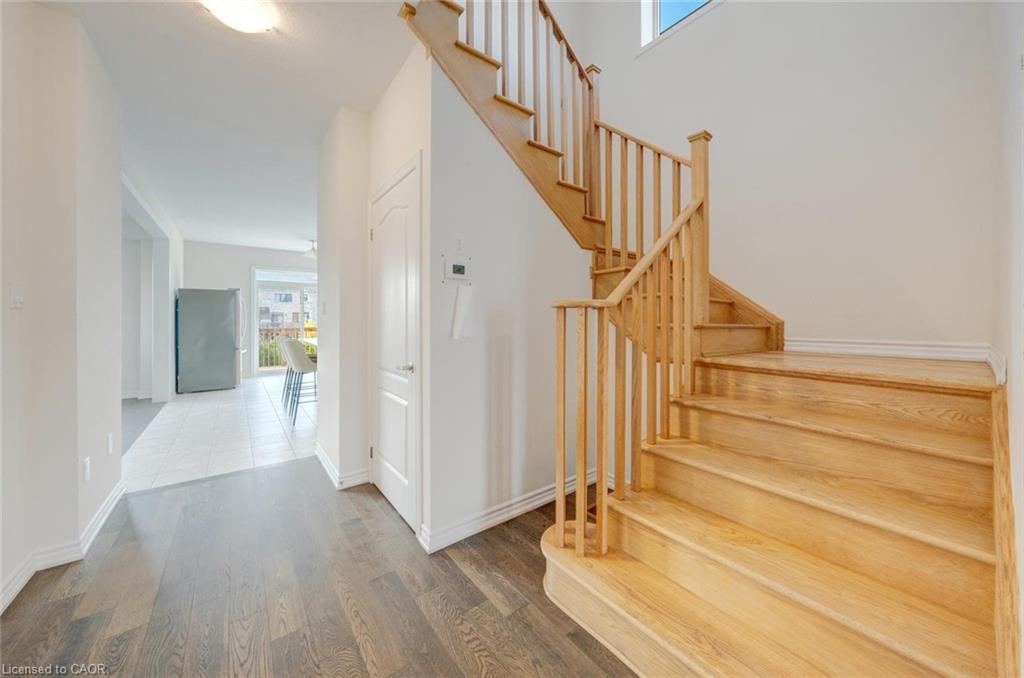 52 Explorer Way Property Photo 6