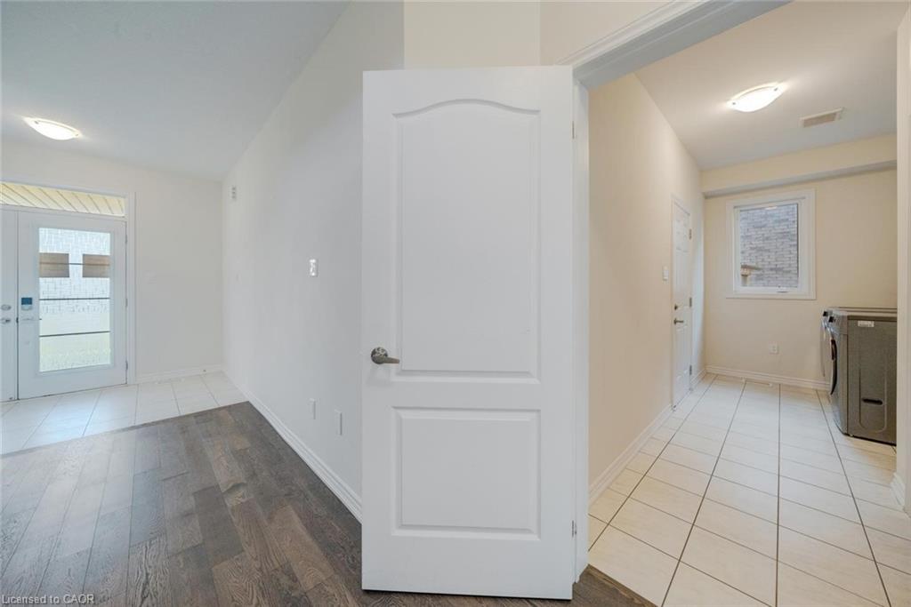 52 Explorer Way Property Photo 7