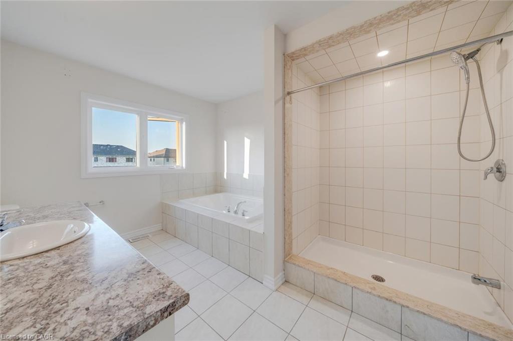 52 Explorer Way Property Photo 24