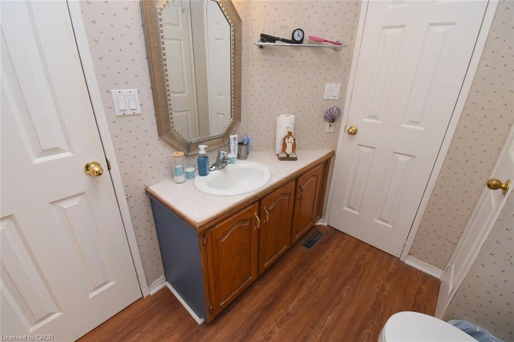 41-2490 Governors Road Property Photo 16