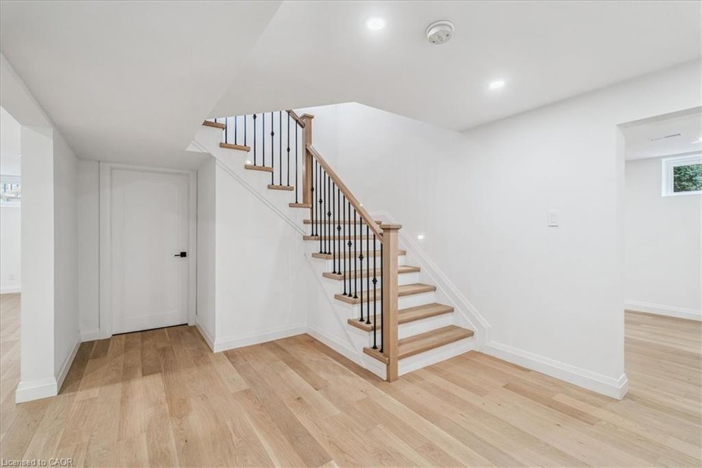 82 Marilyn Street Property Photo 30