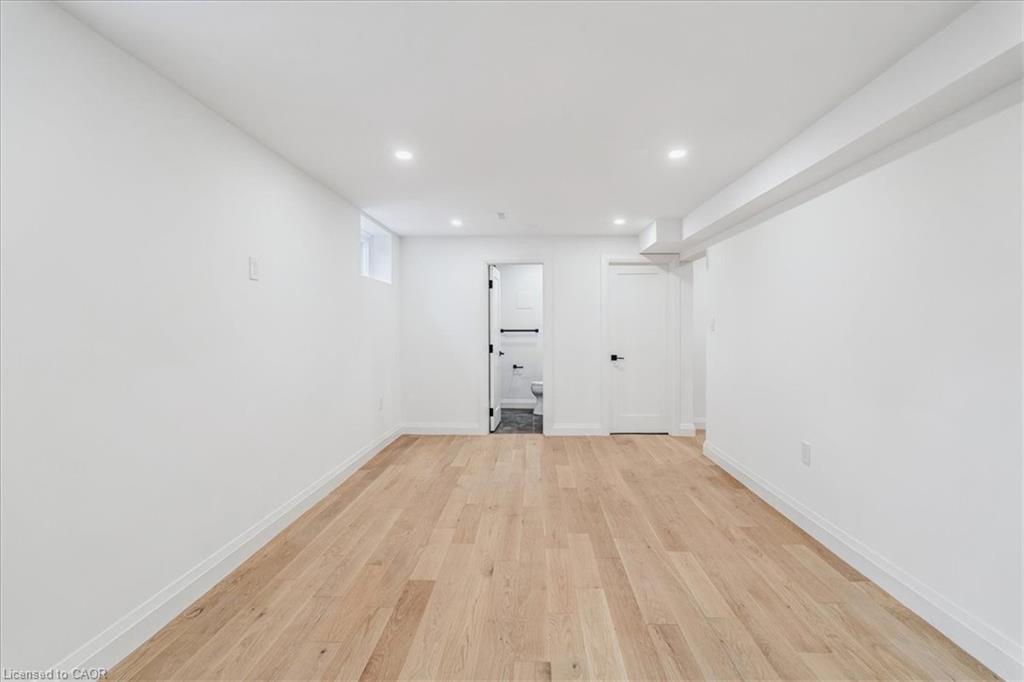 82 Marilyn Street Property Photo 33