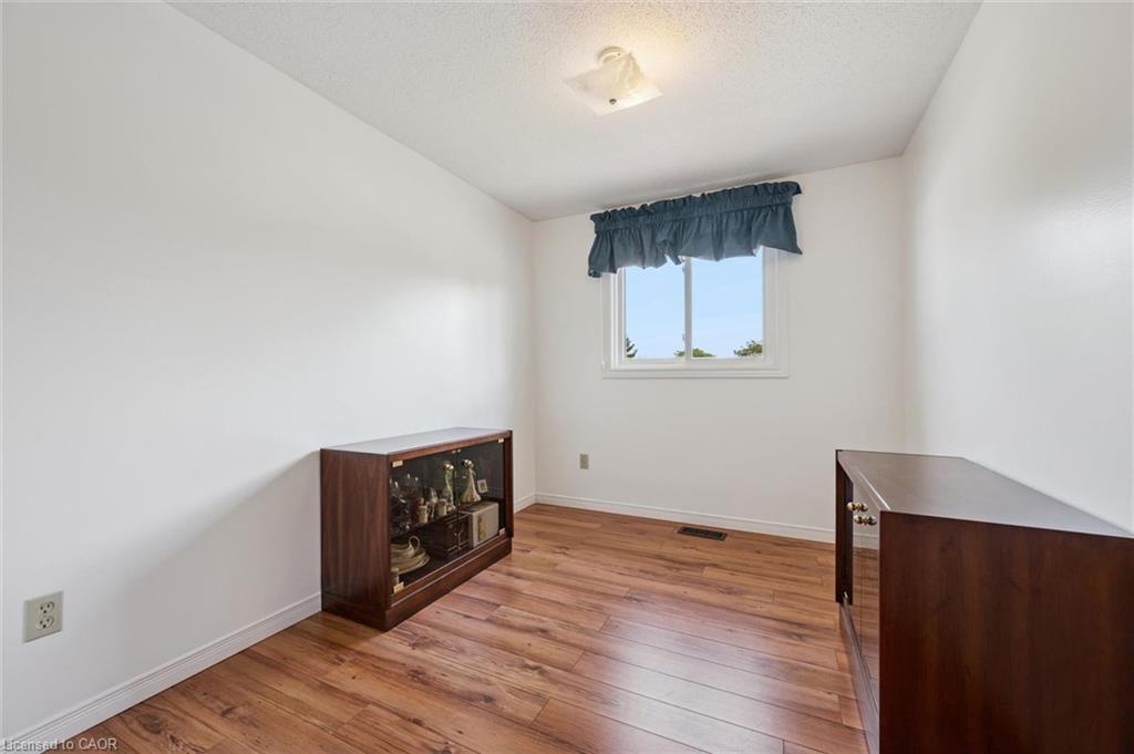 B-315 Mayview Crescent Property Photo 25