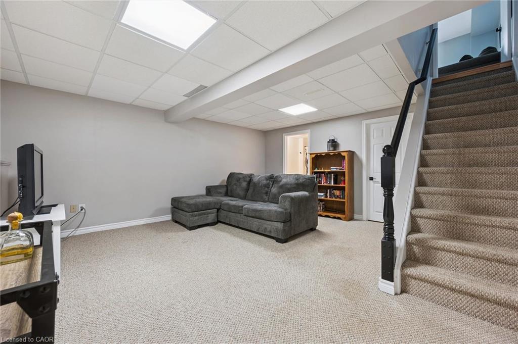 B-315 Mayview Crescent Property Photo 32