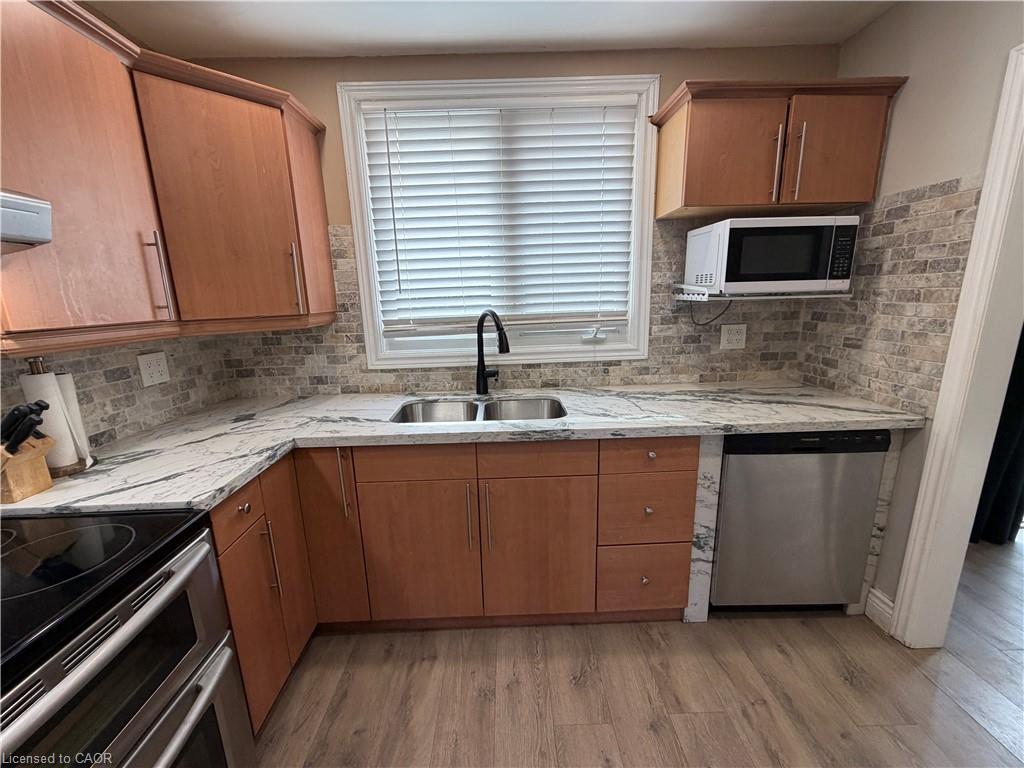 94 Howard Avenue Property Photo 6