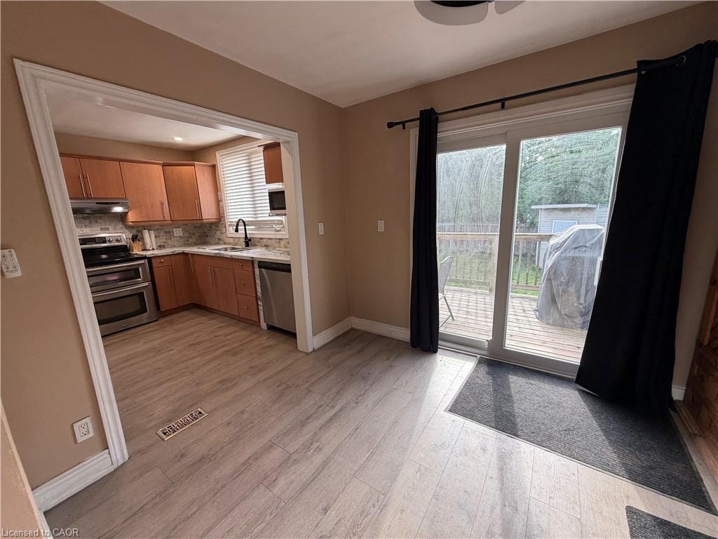 94 Howard Avenue Property Photo 9