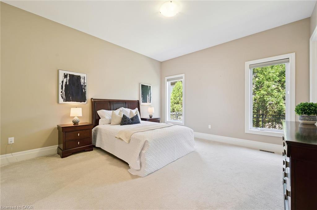 596 Regal Place Property Photo 26
