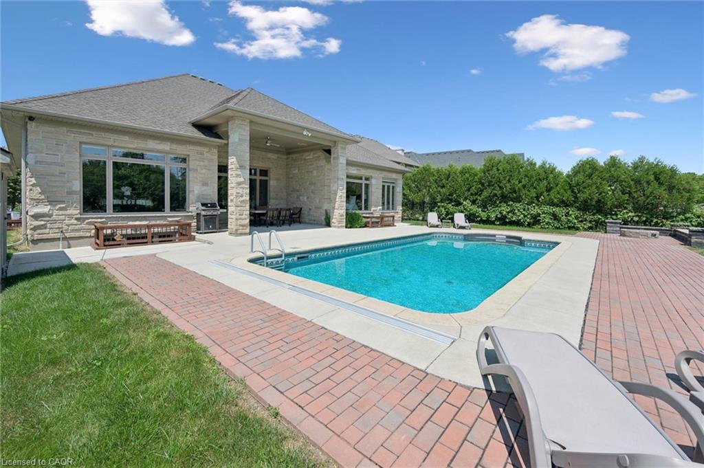 596 Regal Place Property Photo 47