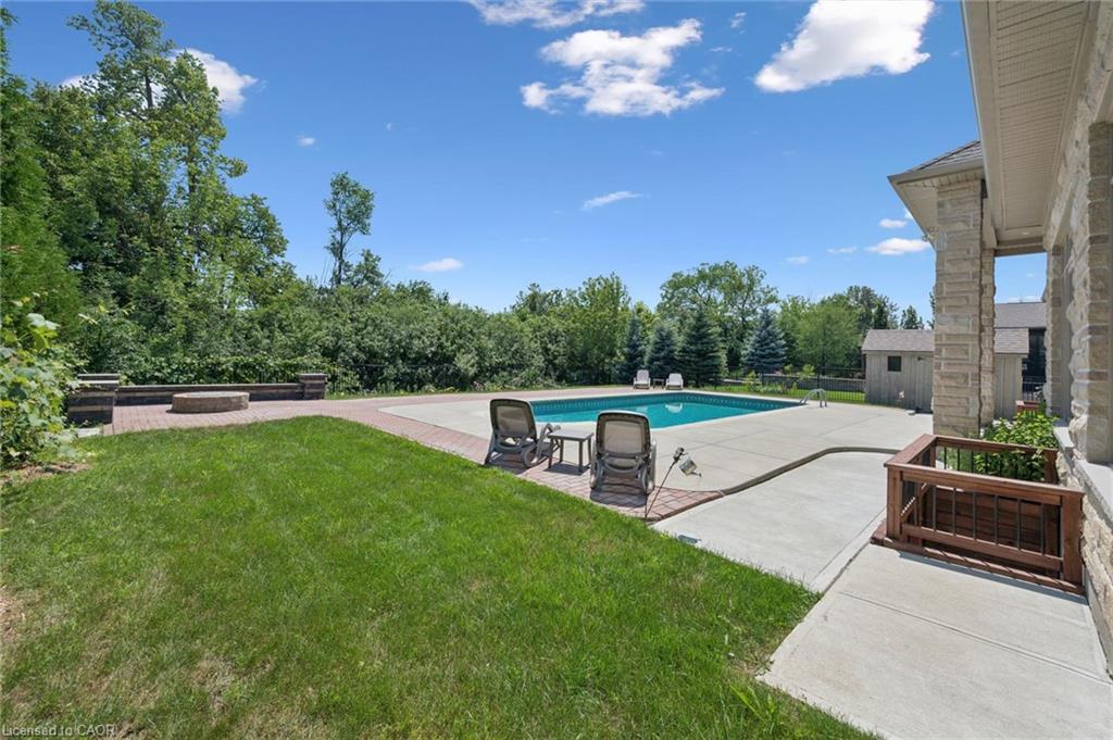 596 Regal Place Property Photo 48