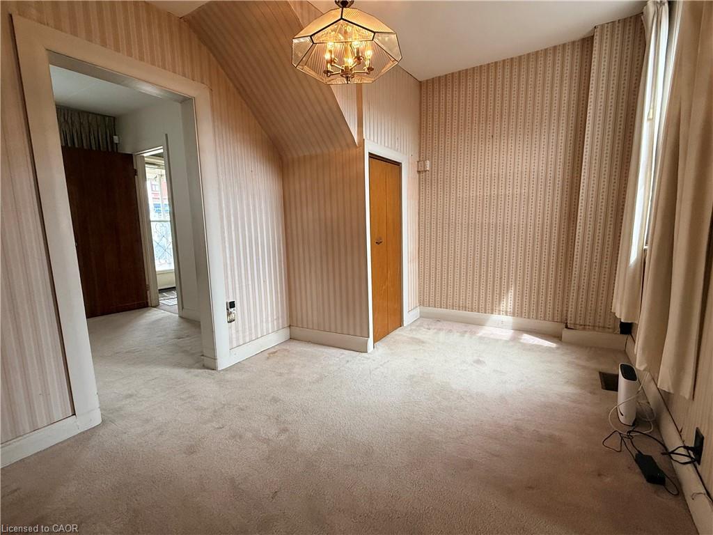 358 Barton Street E Property Photo 9