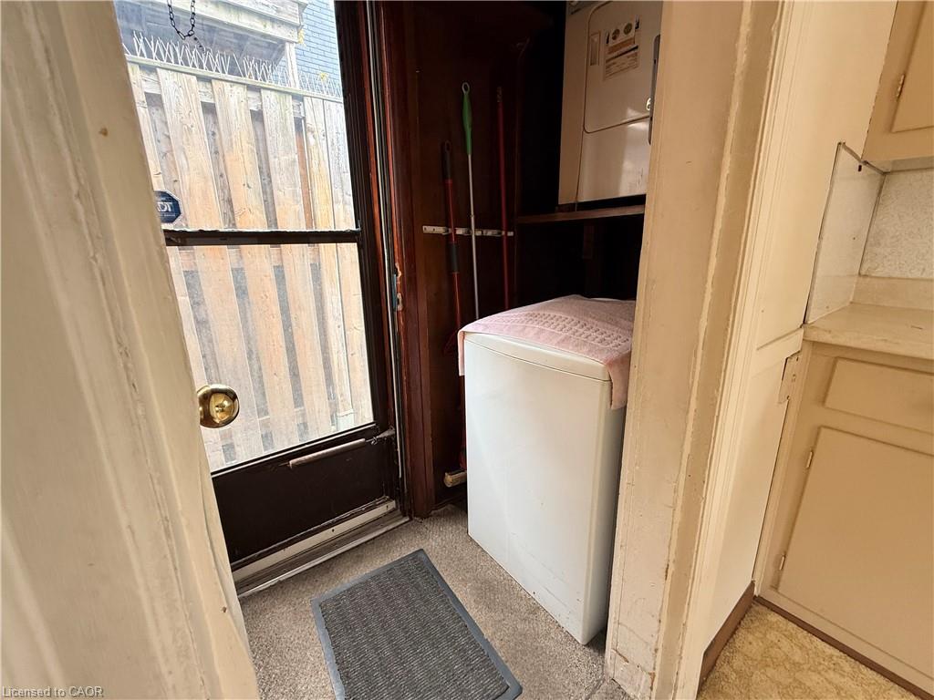 358 Barton Street E Property Photo 18