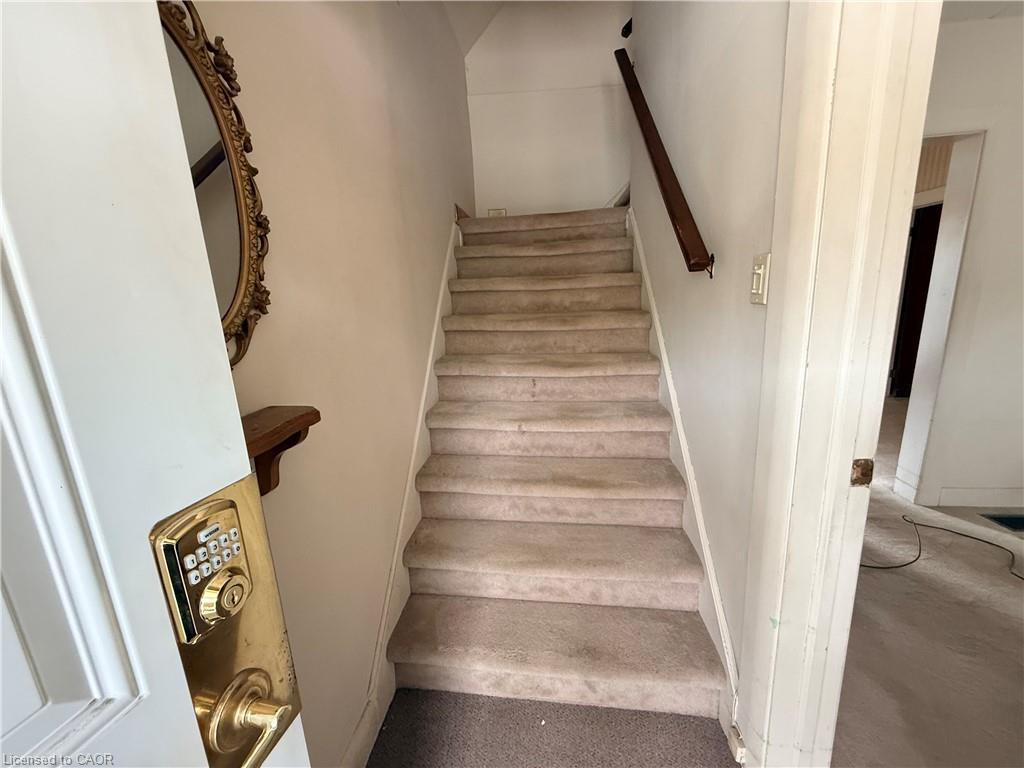 358 Barton Street E Property Photo 19