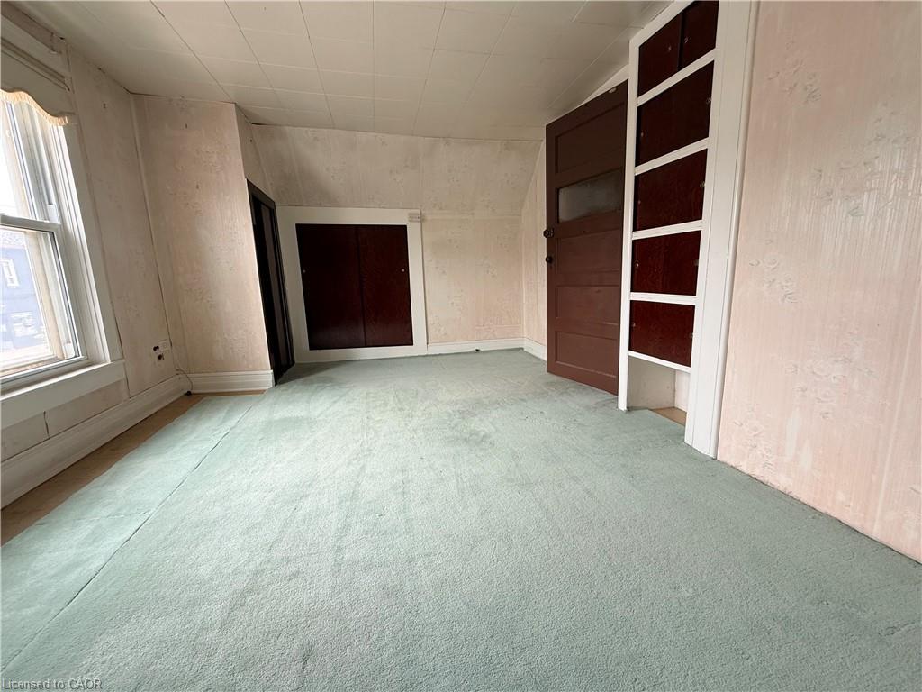 358 Barton Street E Property Photo 23
