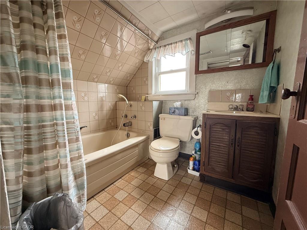 358 Barton Street E Property Photo 27