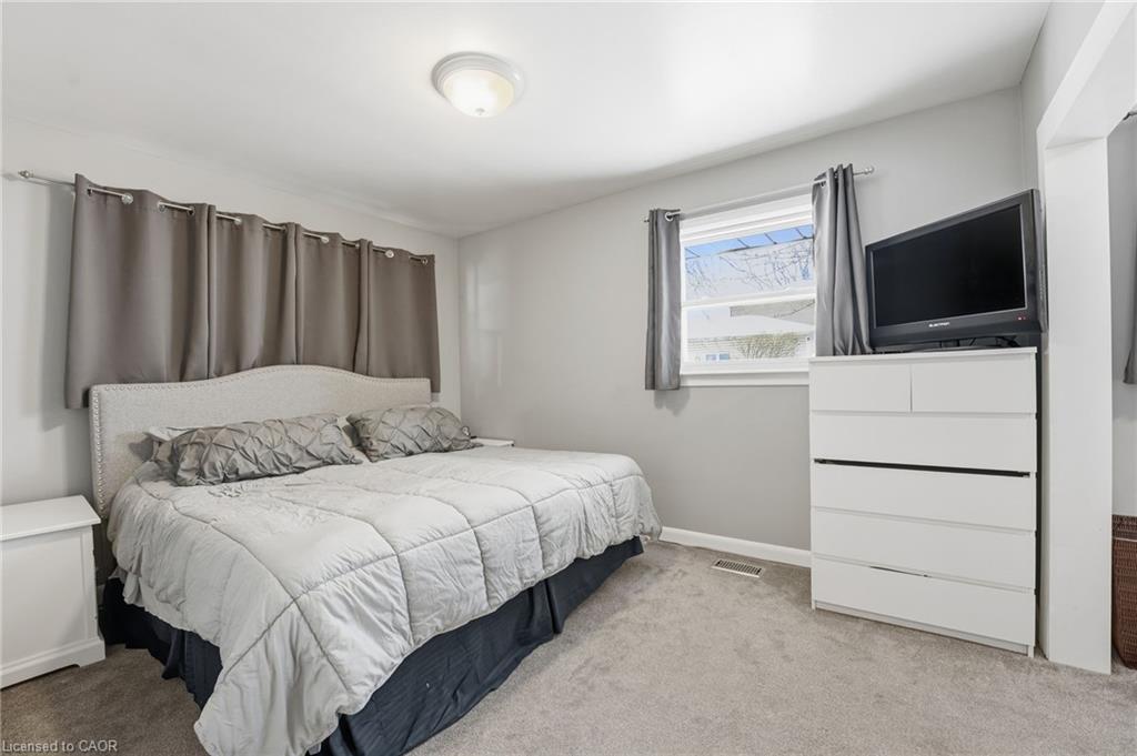 473 Mohawk Road W Property Photo 20