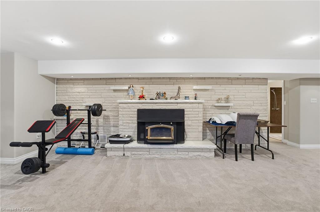 473 Mohawk Road W Property Photo 32