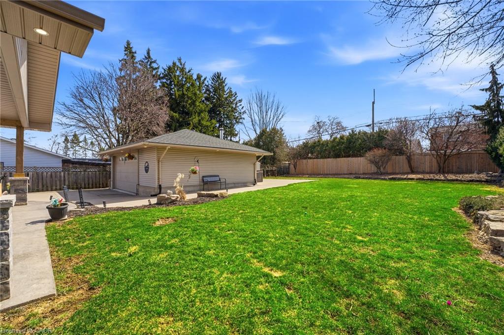 473 Mohawk Road W Property Photo 42