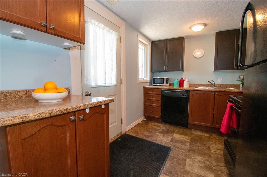 120 Cross Street E Property Photo 20