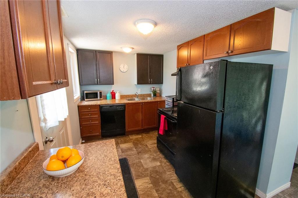 120 Cross Street E Property Photo 21