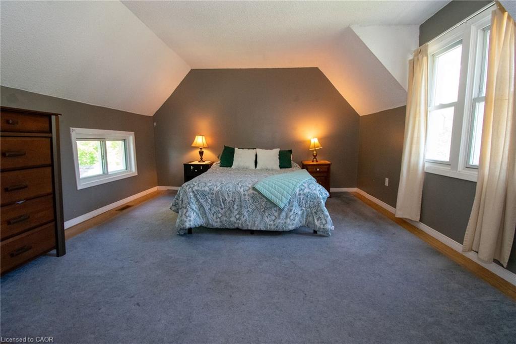 120 Cross Street E Property Photo 28