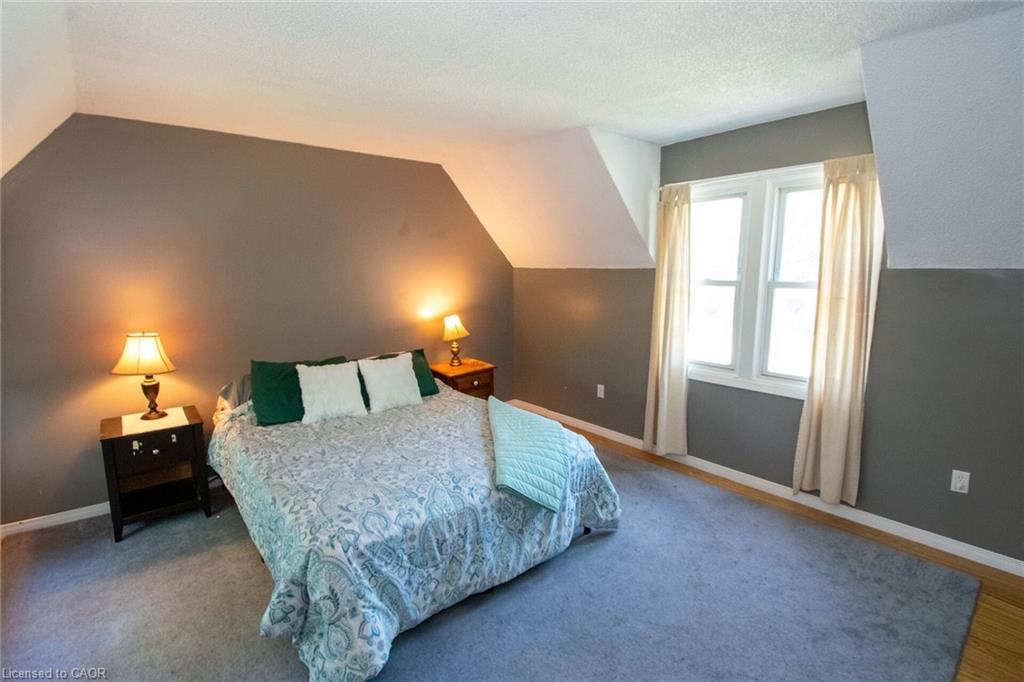 120 Cross Street E Property Photo 31