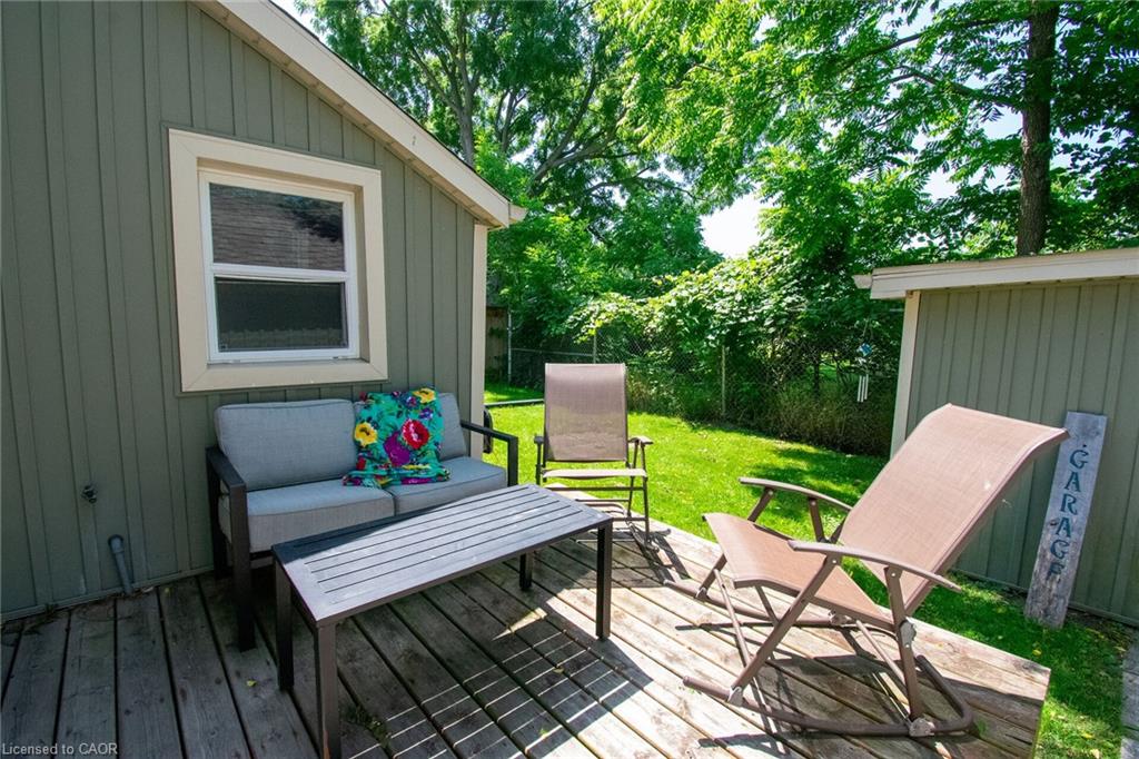 120 Cross Street E Property Photo 43