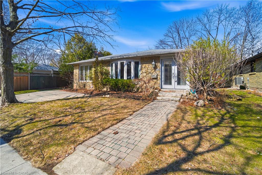 481 Anthony Drive Property Photo 2