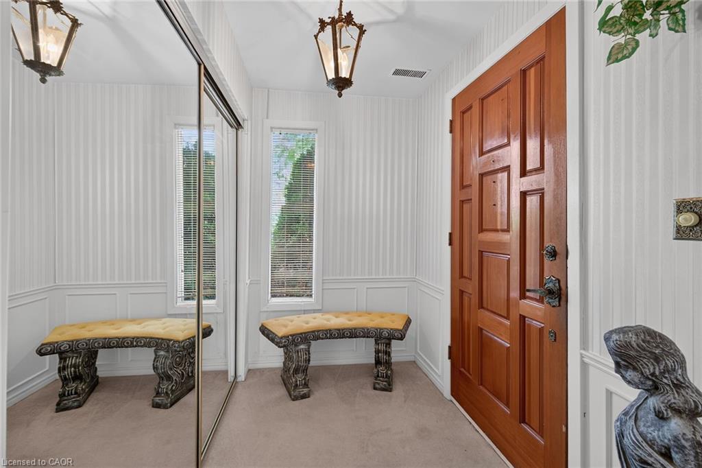 114 Second Road E Property Photo 8