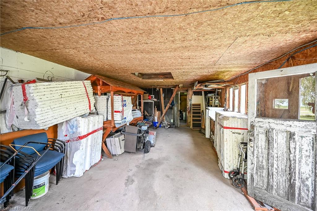 114 Second Road E Property Photo 48