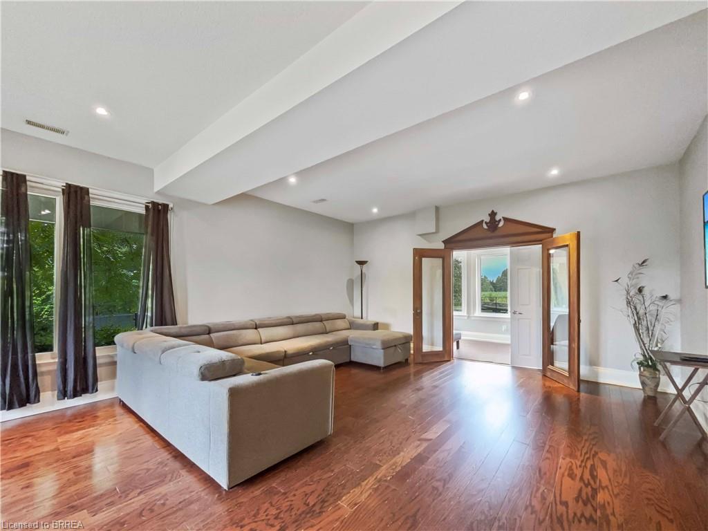 138 Cockshutt Road Property Photo 11