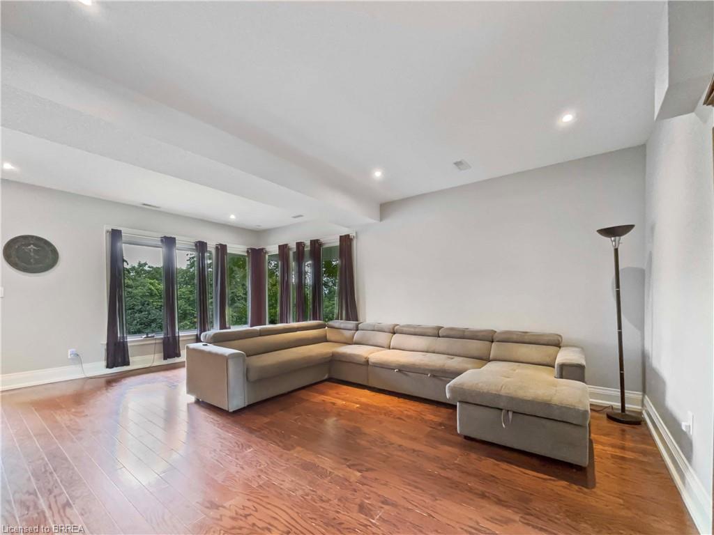 138 Cockshutt Road Property Photo 12