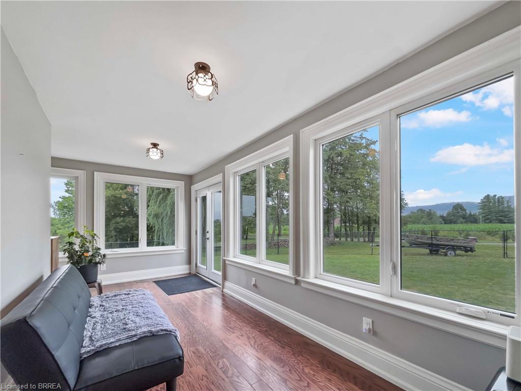 138 Cockshutt Road Property Photo 15