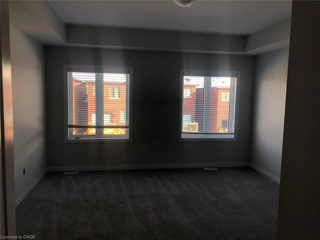 114 Huntingford Trail Property Photo 9