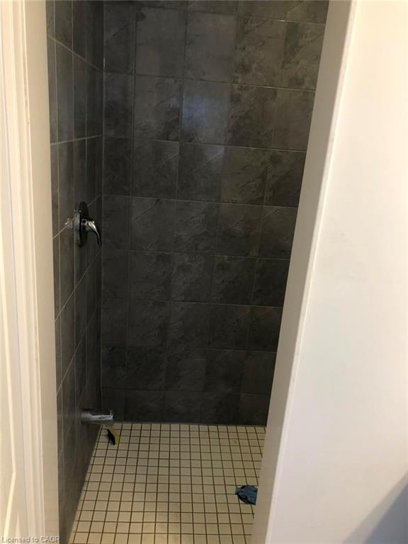 114 Huntingford Trail Property Photo 11