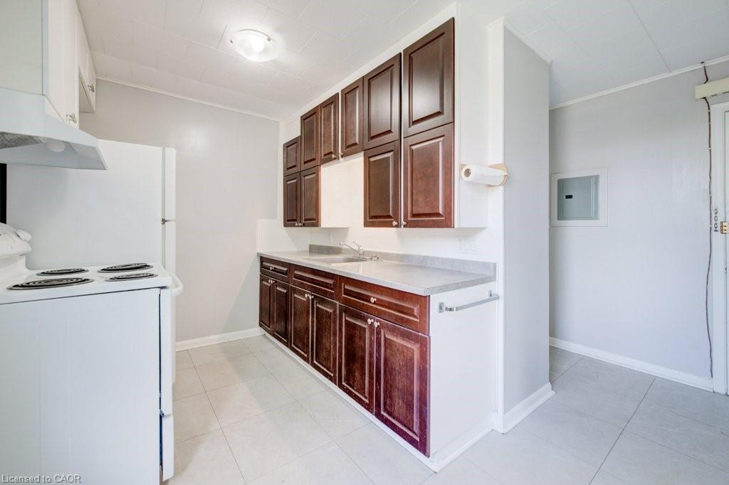 30 Foell Street Property Photo 9