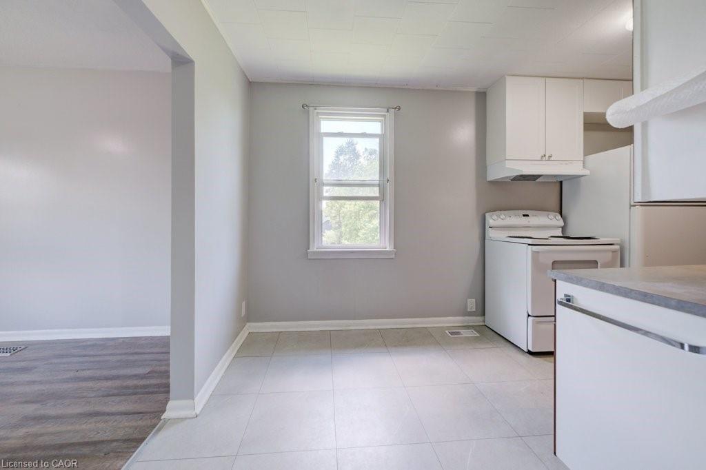 30 Foell Street Property Photo 10