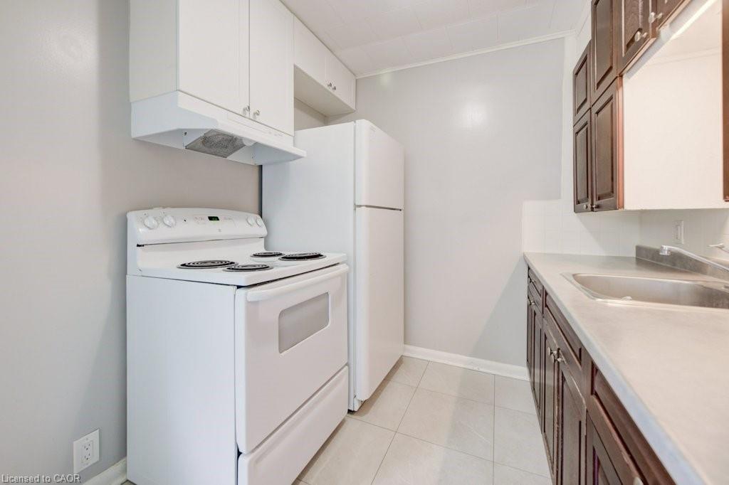 30 Foell Street Property Photo 11