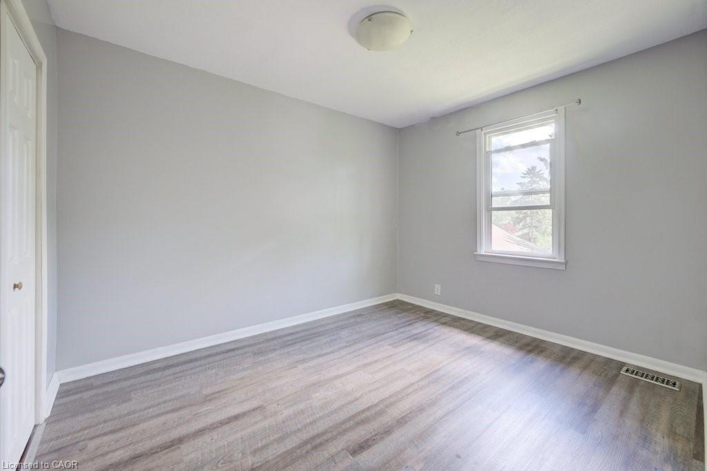 30 Foell Street Property Photo 16